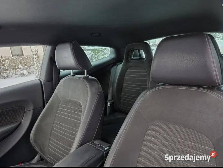 Piekny Volkswagen Scirocco 14 TSI 160 autoalarm łódzkie Besiekiery