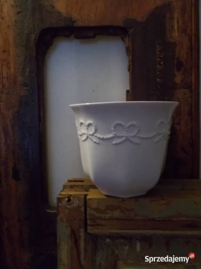 Cudowna Osłonka na Doniczkę z Kokardkami Biel Rękodzieło Szczecin