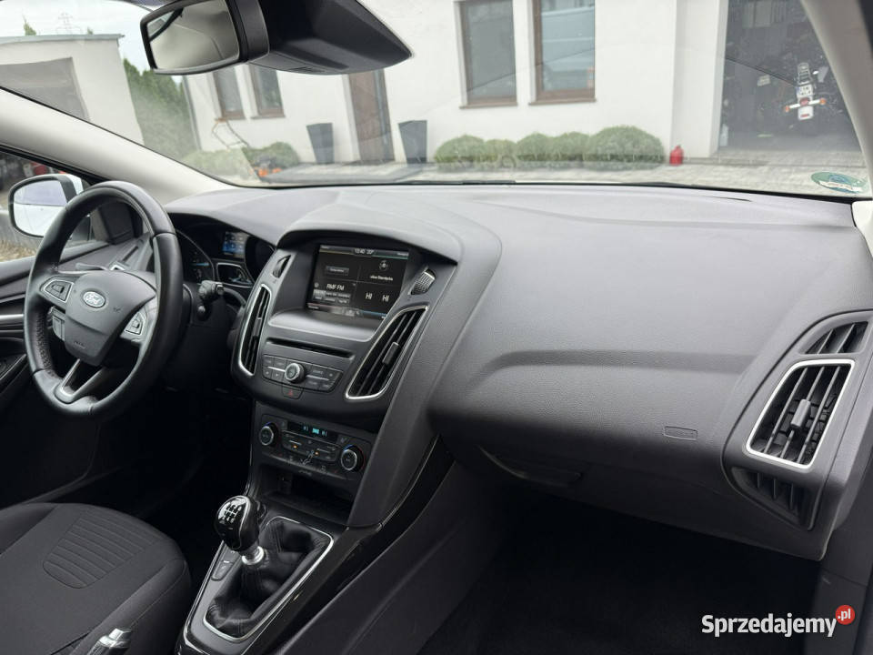 Ford Focus zadbany oryginalny przebieg 100 centralny zamek wielkopolskie Poznań