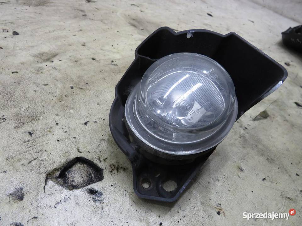 HALOGEN PRAWY PRZÓD MAZDA 3 BM 13 osobowe