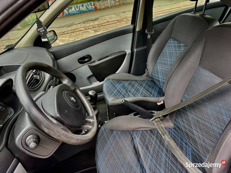 Renault Clio 12 benzyna 5 drzwi klima 75KM Łódź sprzedam