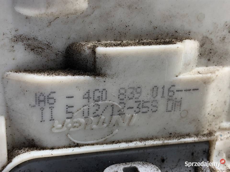 ZAMEK DRZWI PRAWY TYŁ AUDI A7 4G Hatchback