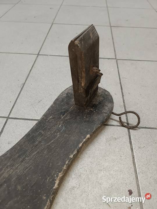 Zabytkowy koń przyrząd do szycia lejc uchwyt Antyki podkarpackie Rzeszów sprzedam