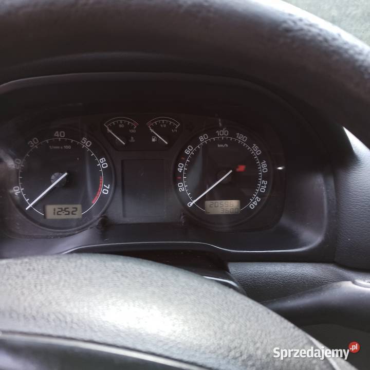 koda Octavia 2009 benzynalpg kupiony w polskim salonie Będzin