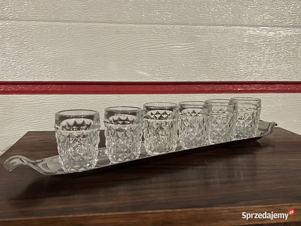 Kieliszki do wódki z paterą PRL kryształowe 6 Porcelana i szkło