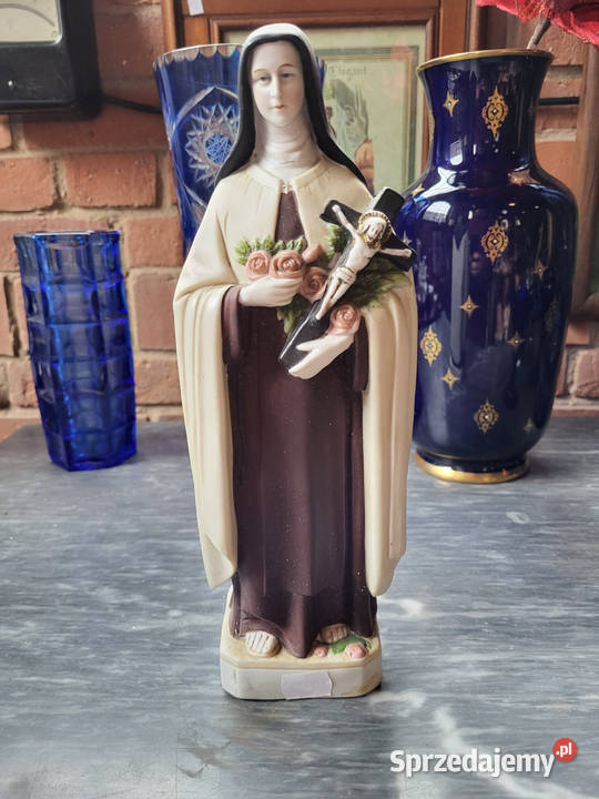 Figurka Świętej Teresy z krzyżem Rybnik