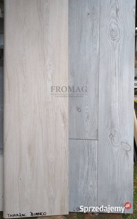 Tamarac Bianco stopnica Vshape Cerrad Artens Kraków