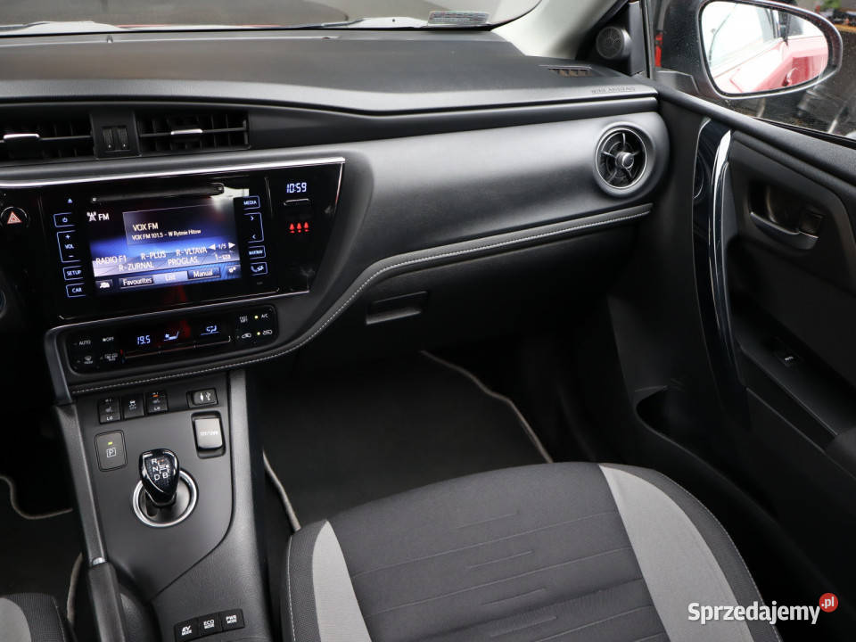 Toyota Auris Hybrid Katowice