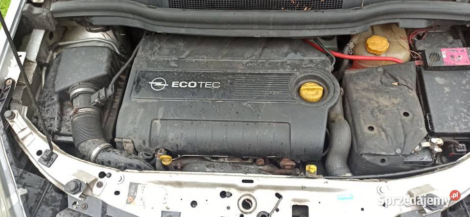 Opel zafira b 2008 19 276998km Wiązów