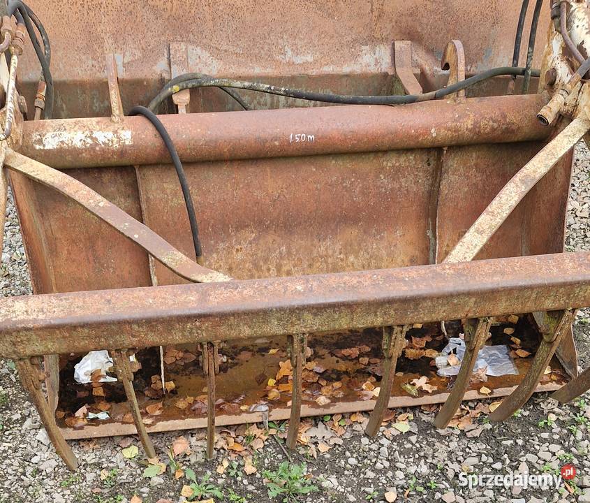 Widły Łyżka do tura Łyżkokrokodyl Łyżka nieuszkodzony Łapczyca