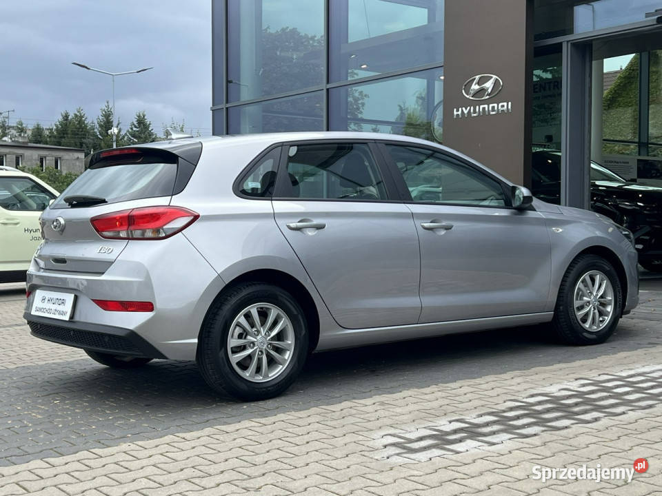 Hyundai i30 15DPI 110 Modern Salon Polska pełny VAT