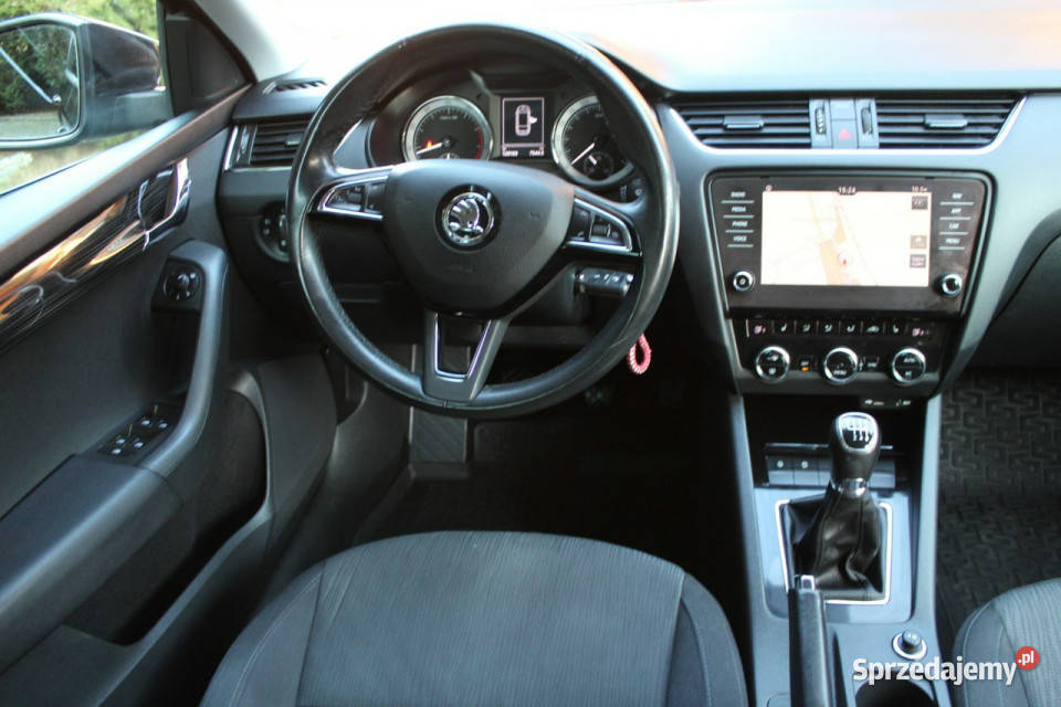 koda Octavia 18 Benzyna 180 Salon Polska dolnośląskie Lubań sprzedam