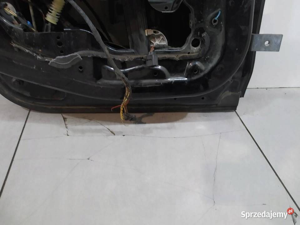 DRZWI LEWE TYŁ SEDAN 475 Bmw Seria 6 III