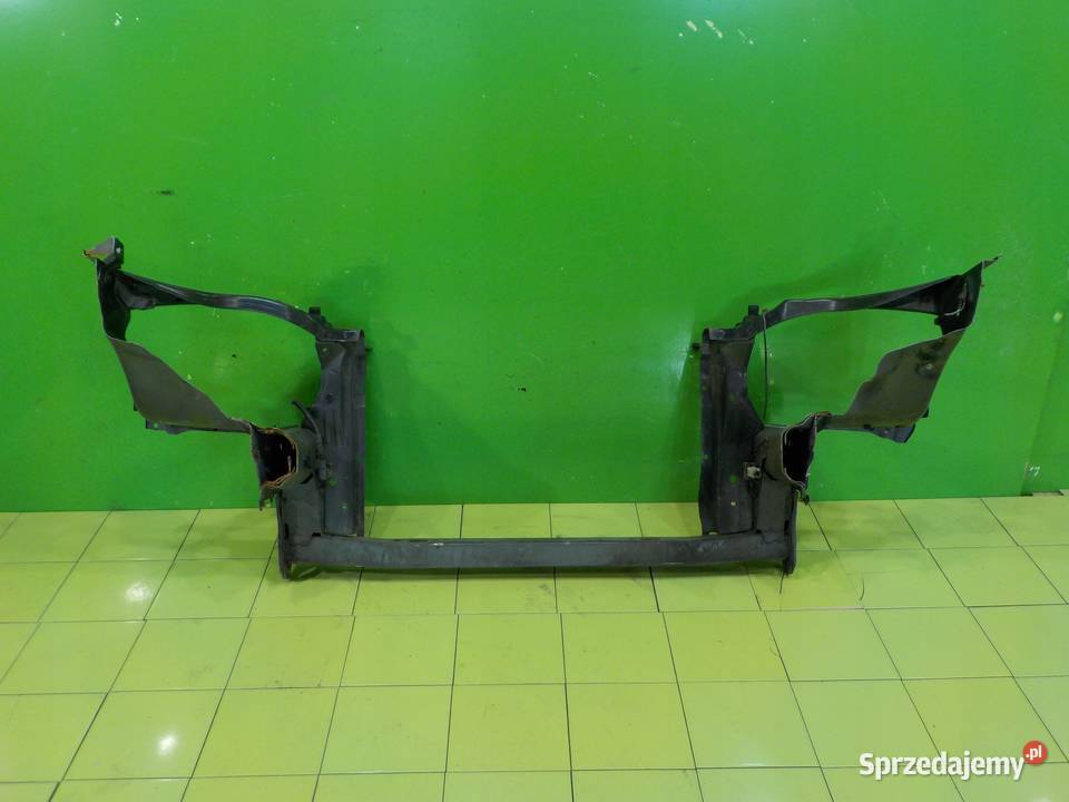 TOYOTA PRIUS II 15 VVTI 09r HB 5D pas przedni