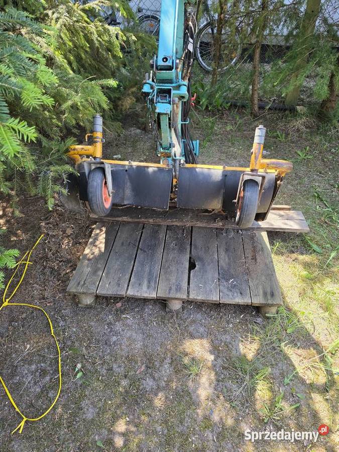 Kosiarka na wysięgnik hydraulicznym Tarczyn sprzedam