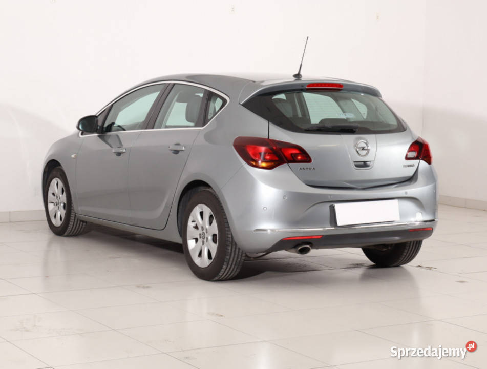 Opel Astra 14 T Piaseczno