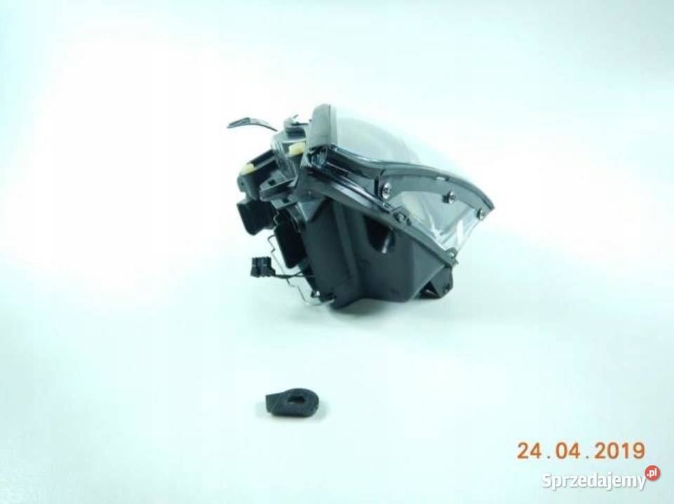 LAMPA PRAWY PRZÓD FORD FOCUS 9805 4433924 NOWA osobowe lubelskie