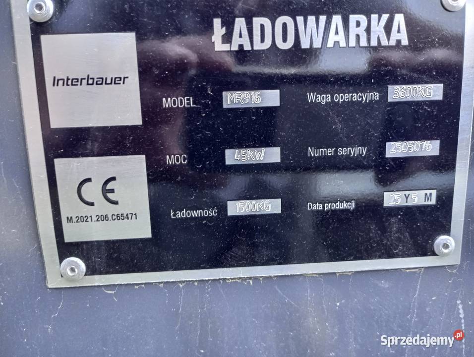 Sprzedam ładowarkę nową nieuszkodzony