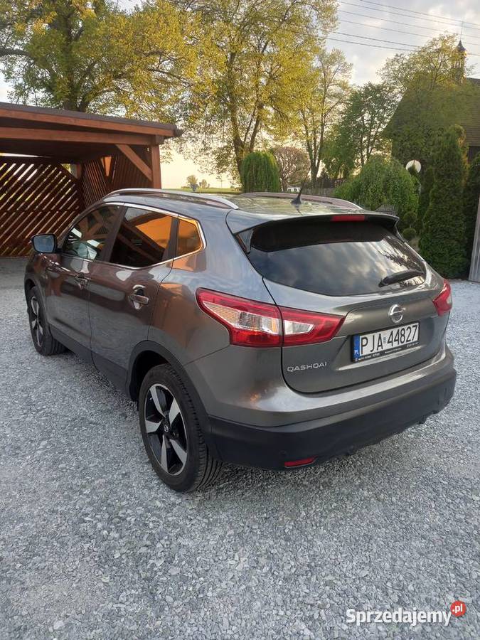 Nissan Qashqai 2015r Tekna benzyna wielkopolskie Lubstówek