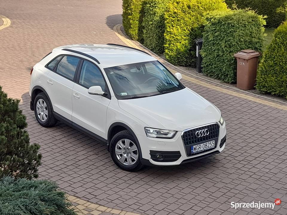 Audi Q3 20tdi supermały przebig sprzedam