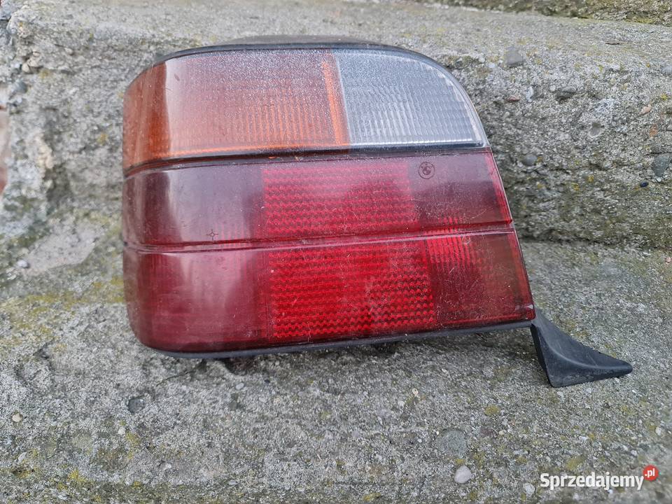 Lampa lewy tył bmw e36 touring śląskie Żory