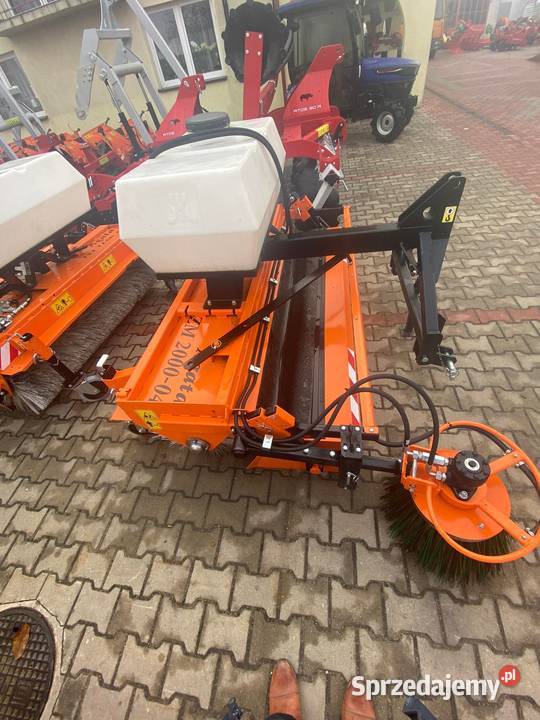 Zamiatarki PRONAR już 8 250 netto ZIMEX
