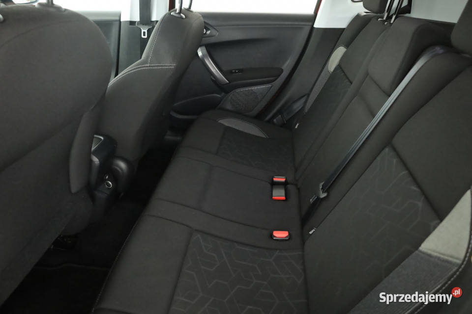 Peugeot 2008 12 PureTech światła przeciwmgielne 2008 Piaseczno