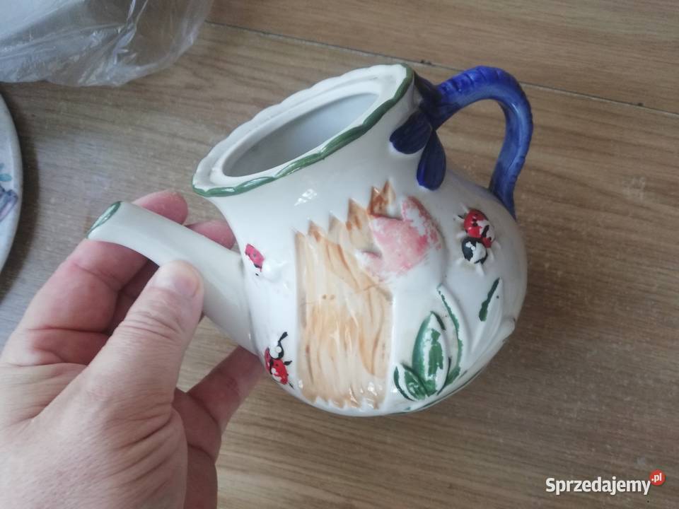 Porcelana czainik z lat PRL Warszawa