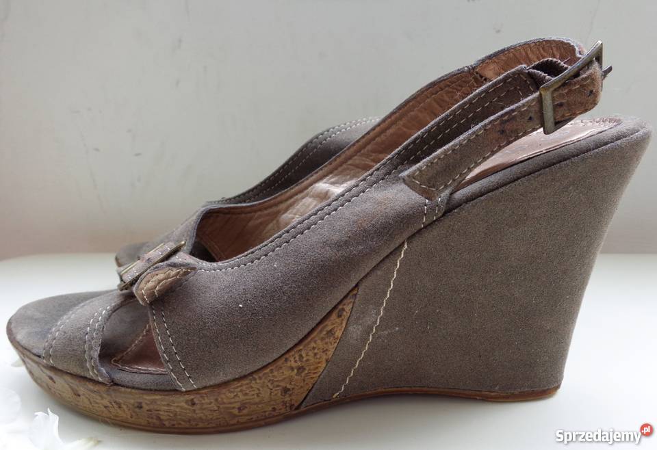 Sandały rozmiar 38 na korkowym koturnie wys 95