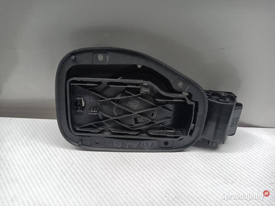 KLAPKA WLEWU PALIWA AUDI Q3 83A810593