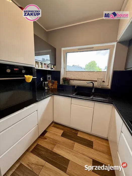 Do sprzedaży dom szeregowy 100 metrów Juszkowo 3 piętra i więcej sprzedam