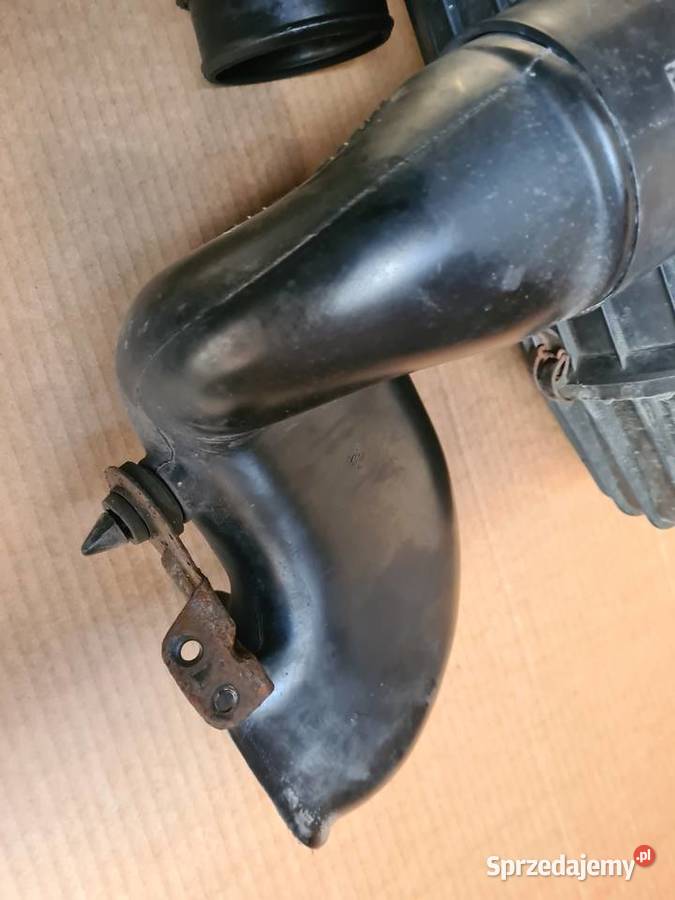 IVECO DAILY 3 9906 obudowa filtra powietrza Legnica sprzedam