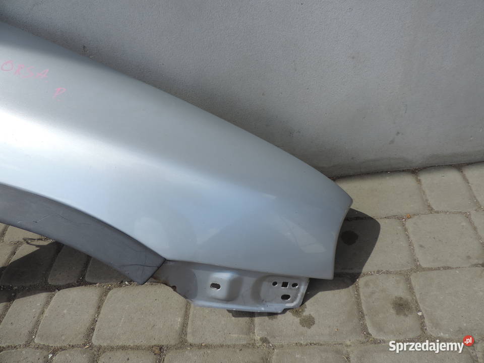OPEL CORSA B BŁOTNIK PRAWY PRZÓD sprzedam