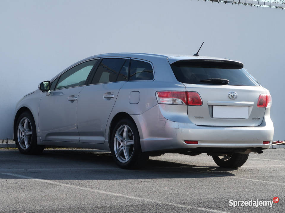Toyota Avensis 20 D4D srebrny Lublin