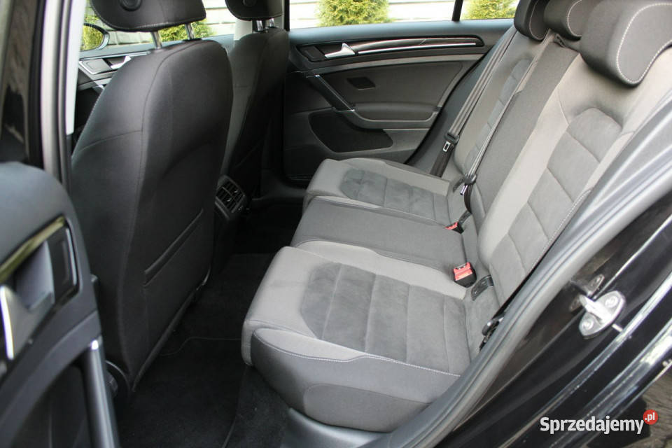 Volkswagen Golf 15 TSI 150 BMT Highline Zegary gniazdo USB Golf Lubań
