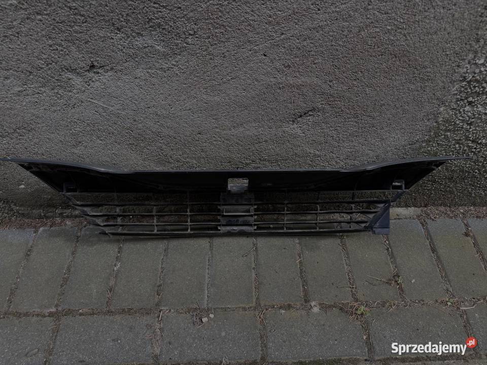 Grill Atrapa Renault Laguna II osobowe wielkopolskie Ostrów Wielkopolski