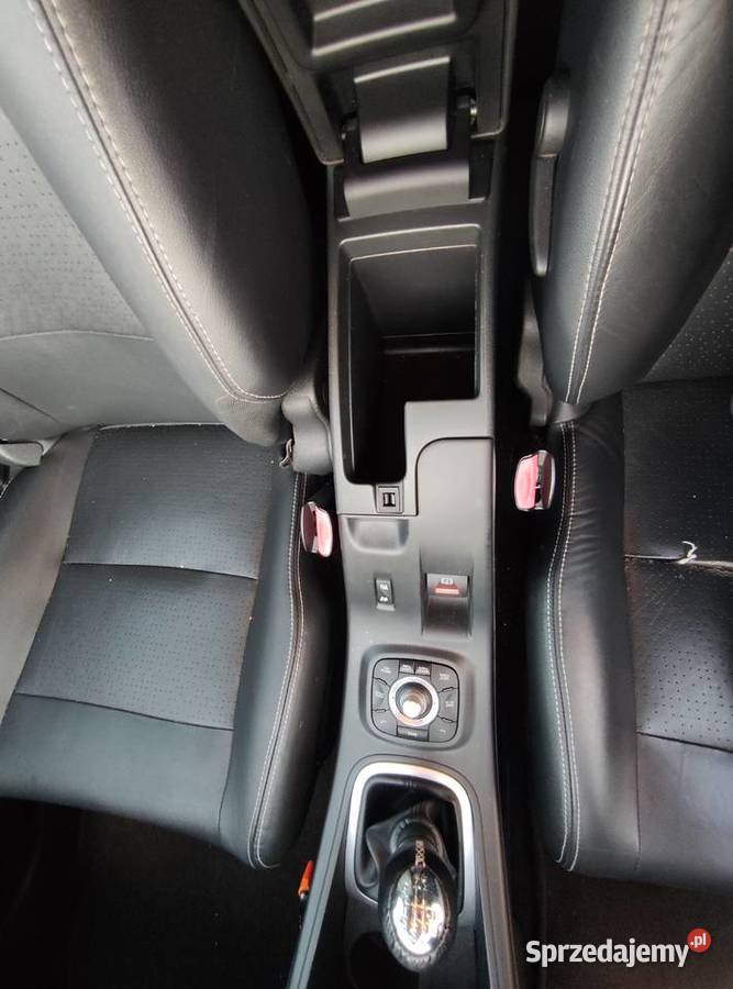Renault Megane III 14 Renaul 14 TCE 130 2010 r nieuszkodzony Warszawa