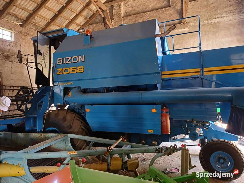 Sprzedam kombajn Bizon Rekord ZO58 stan Kutno