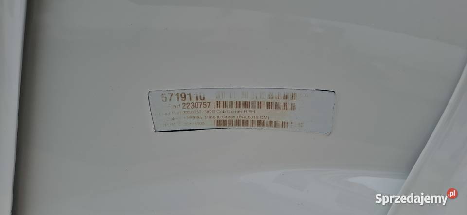 SCANIA R S POLIK PRAWY NAROŻNIK KABINY OWIEWKA Bieleń