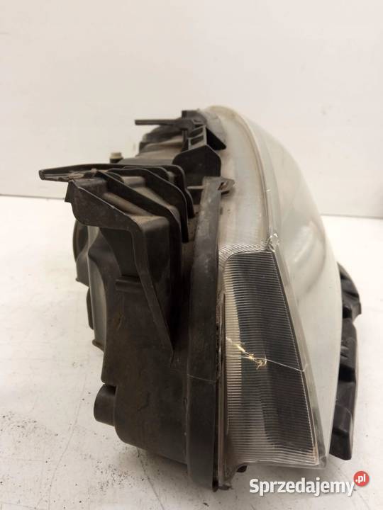 LAMPA PRZÓD LEWA EUROPA 8200481196 Renault świętokrzyskie sprzedam