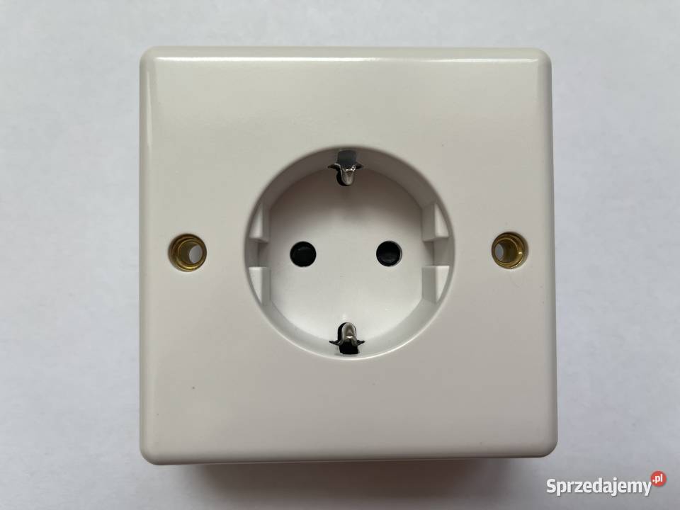 Gniazdo elektryczne pojedyncze do domku Głogów sprzedam