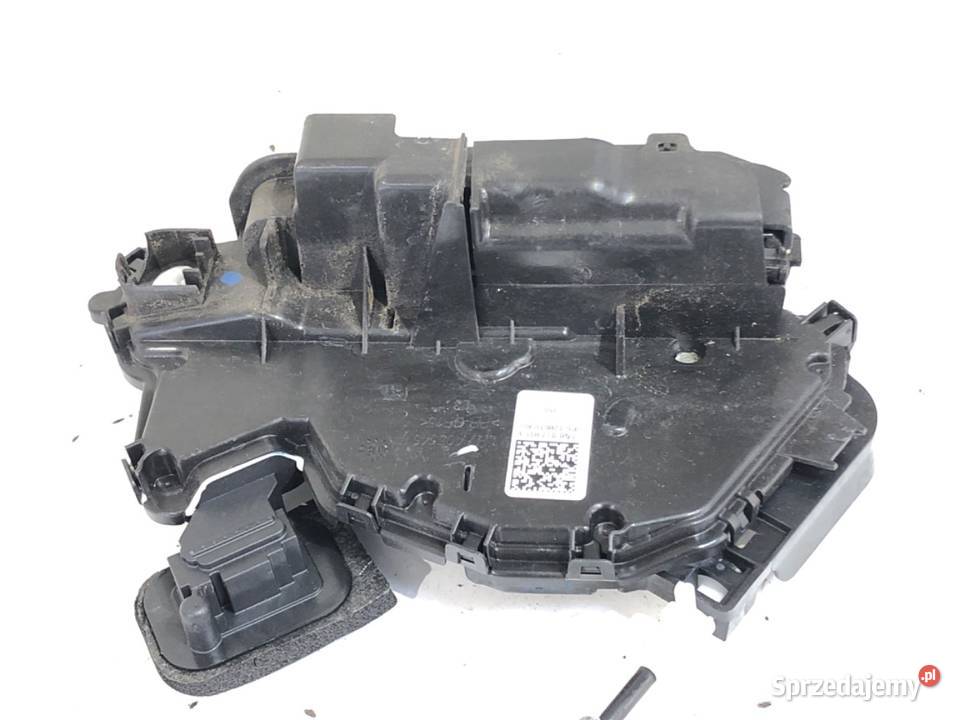 ZAMEK DRZWI LEWY PRZÓD VW PASSAT B8 Kombi sprzedam