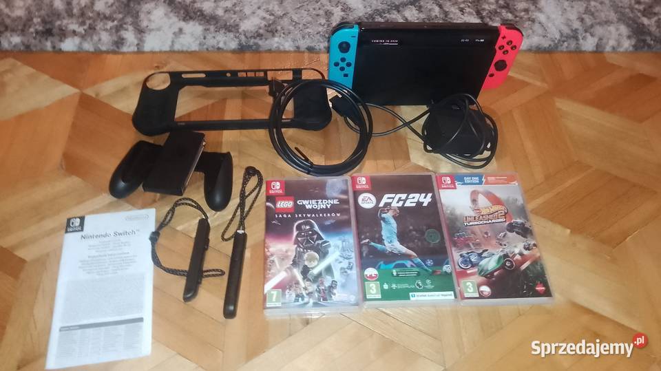 Konsola Nintendo swith OLED z akcesoriami i Kuczbork-Osada