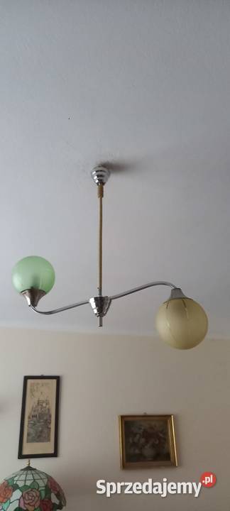 Dwuramienny żyrandol z kloszami w stylu Art Deco łódzkie Skierniewice