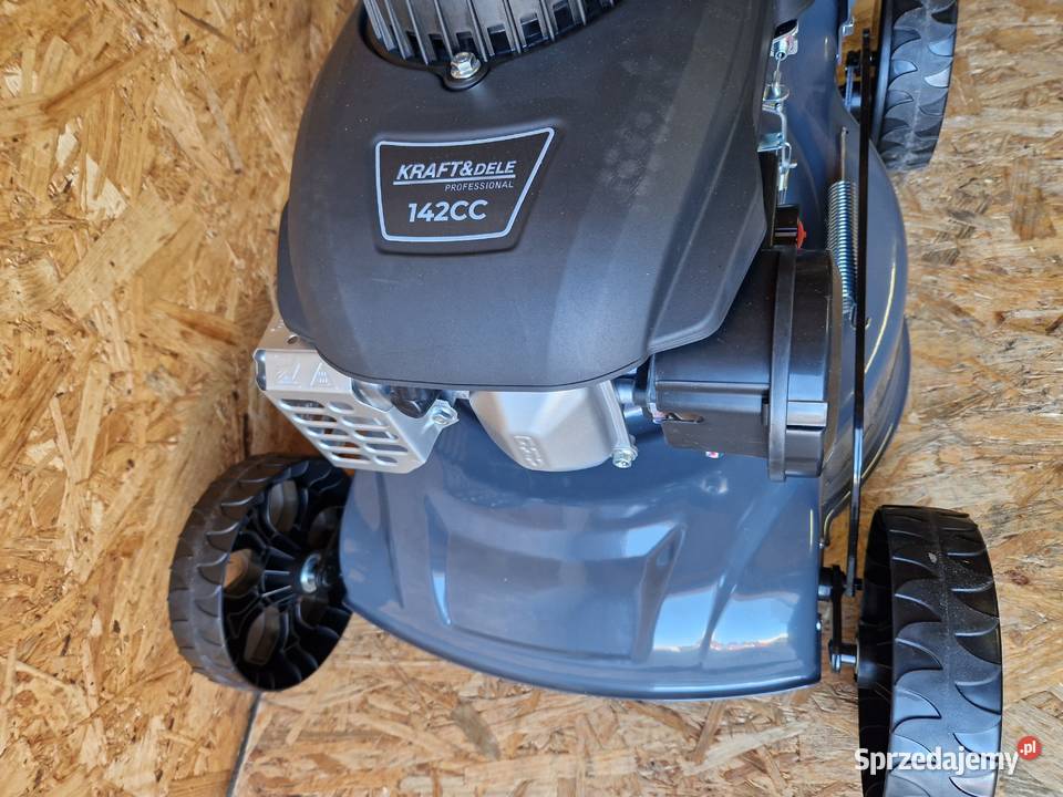 KOSIARKA SPALINOWA 8 SAMOBIEŻNA KD5084 Kosiarki spalinowe Głogowa sprzedam