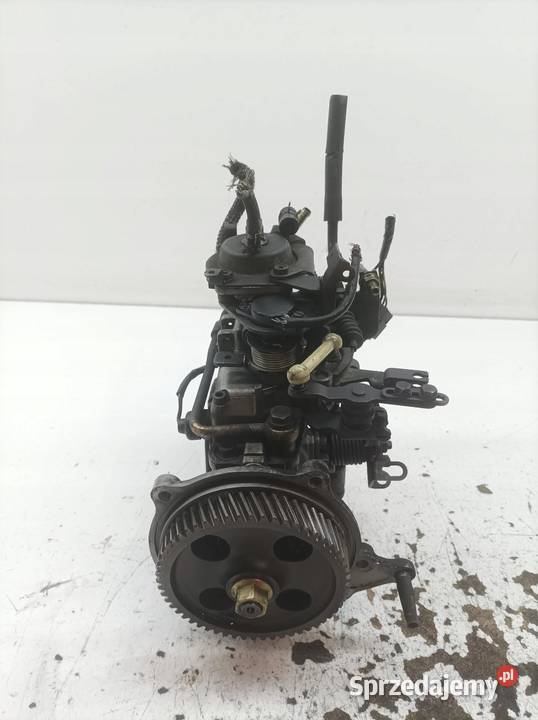 POMPA WTRYSKOWA 667P127979 28 TD Mitsubishi sprzedam