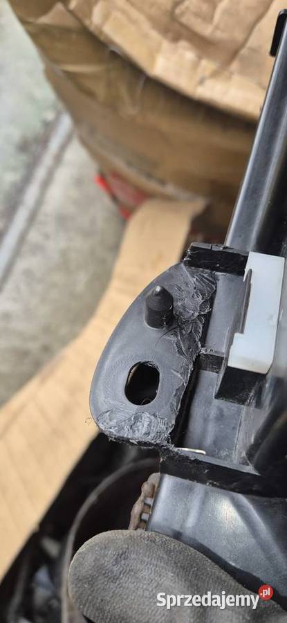 REFLEKTORlampa clio 2 flcampuslewa Bełchatów