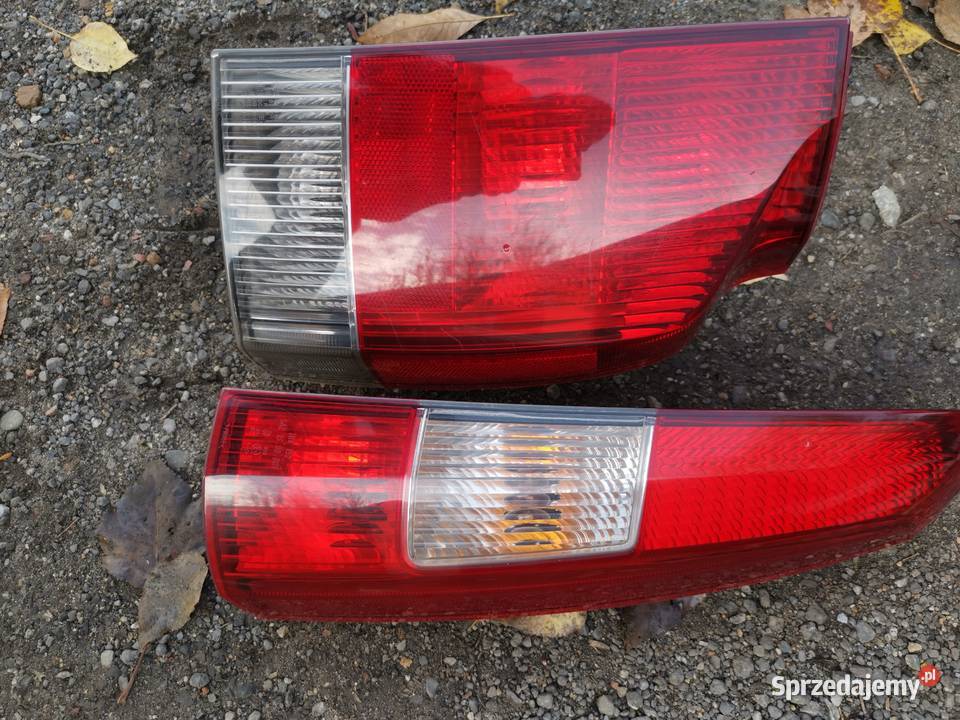 Lampa tylna prawa dół i góra Volvo V70 II śląskie