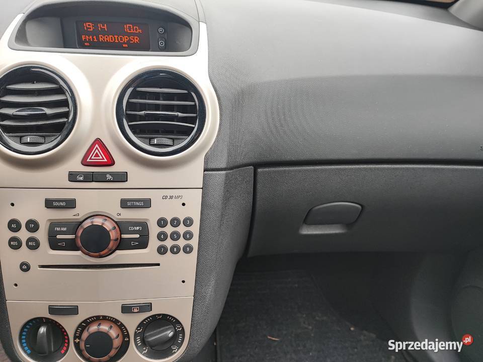 Opel corsa D 3d 10 2009 listopad 125 0 rdzy kat sprzedam