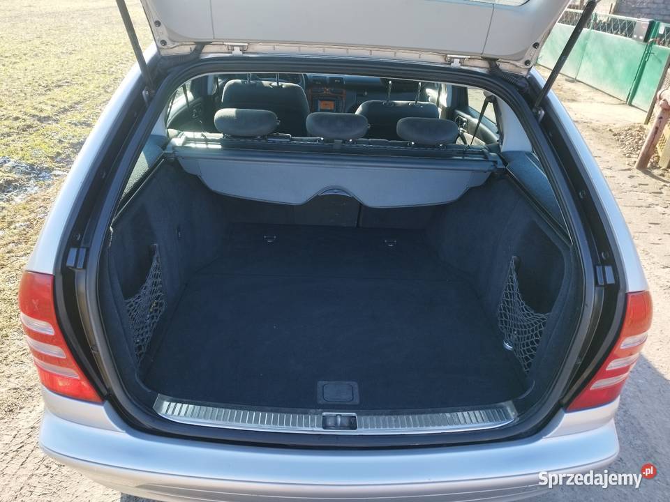 ładny Mercedes c klasa w203 20 benzyna gaz 2002 Klasa C Jarocin